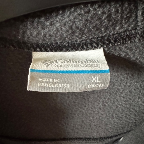 Columbia Zip up sweater - Picture 2 of 4